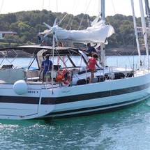 Beneteau Oceanis Yacht 62