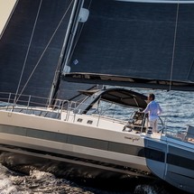 Beneteau Oceanis Yacht 62