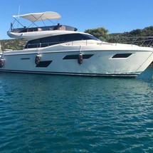 Ferretti 450