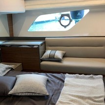 Ferretti 450