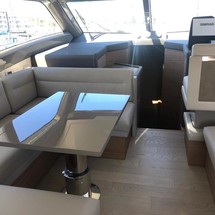 Ferretti 450