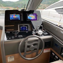 Ferretti 450