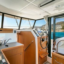 Beneteau Swift Trawler 35