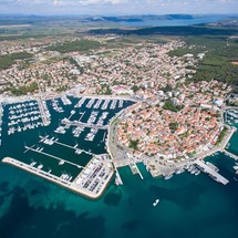 Beneteau Swift Trawler 35