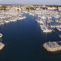 Beneteau Swift Trawler 35