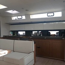 Beneteau Oceanis Yacht 62