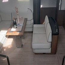 Beneteau Oceanis Yacht 62