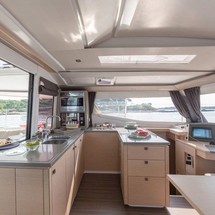 Fountaine Pajot Helia 44