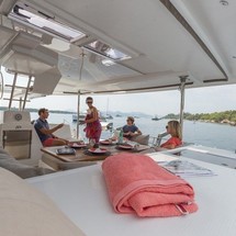 Fountaine Pajot Helia 44