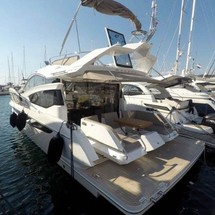 Galeon 430 Skydeck