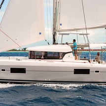 Lagoon 42