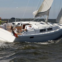 Hanse 385