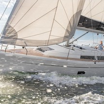 Hanse 348