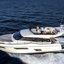 Ferretti 450