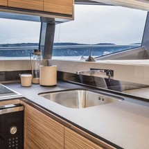 Ferretti 450