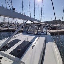 Hanse 548