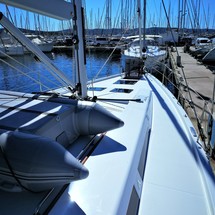 Hanse 548