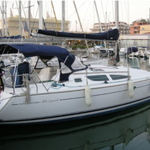 Jeanneau Sun Odyssey 35