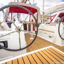 Beneteau Oceanis 35