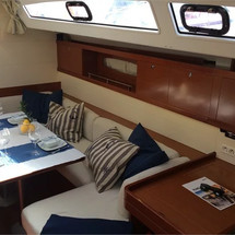 Beneteau Oceanis 50 Family