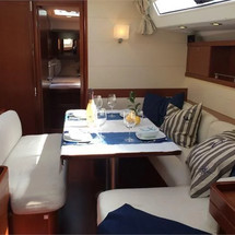 Beneteau Oceanis 50 Family