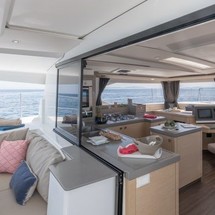 Fountaine Pajot Saona 47