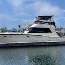 Hatteras 77 Convertible