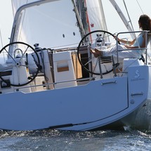 Beneteau Oceanis 35