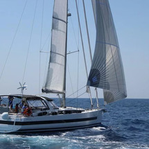 Beneteau Oceanis Yacht 62