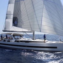 Beneteau Oceanis Yacht 62