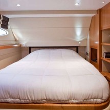 Fountaine Pajot Galathea 65