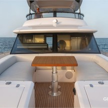 Azimut Magellano 66