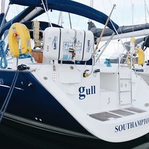 Beneteau Oceanis Clipper 423