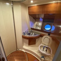 Azimut 50 Fly Galley Up