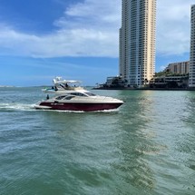 Azimut 50 Fly Galley Up