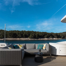 Custom Line Navetta 26 Crescendo