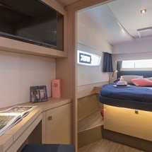 Fountaine Pajot Astréa 42