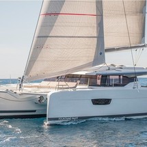 Fountaine Pajot Astréa 42