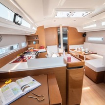 Jeanneau Sun Odyssey 410