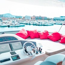 Sunseeker 86 Yacht