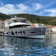 Azimut 66