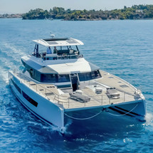 Fountaine Pajot Power 67