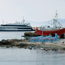 Motor yacht