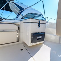 Quicksilver Activ 755 Sundeck