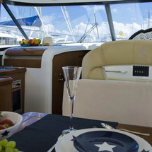 Beneteau Antares 36