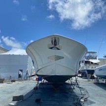 Boston Whaler 420 Outrage