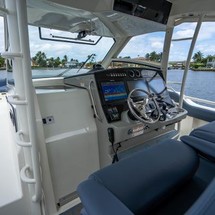 Boston Whaler 420 Outrage