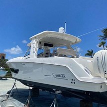 Boston Whaler 420 Outrage