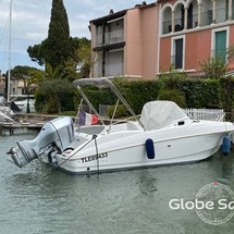 Beneteau Flyer 750 Sun Deck