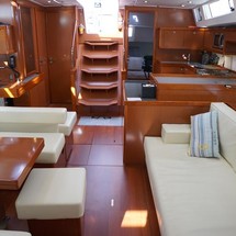 Beneteau Oceanis 55